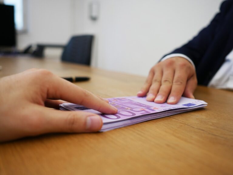 Grafico che illustra il confronto tra TAEG di diversi prestiti personali.